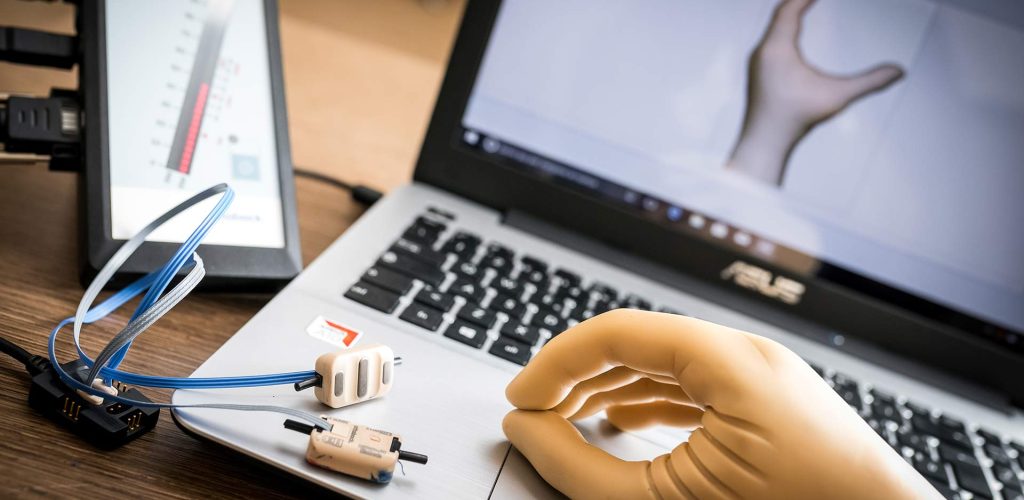 immagine protesi elettronica